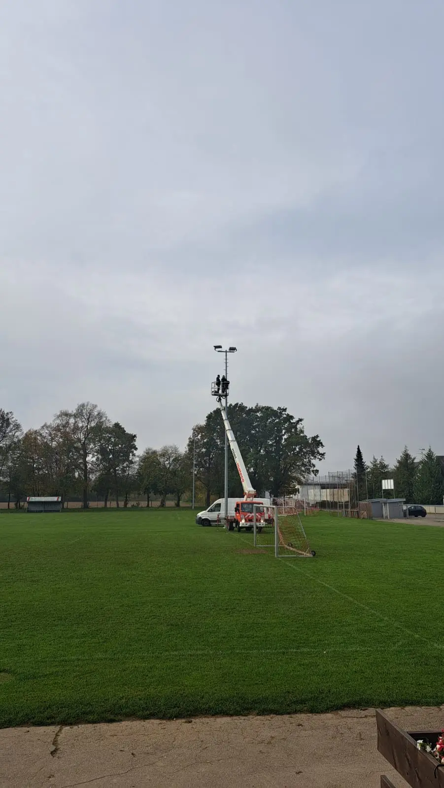 spvgg-baerenkeller-neue-flutlichtanlage